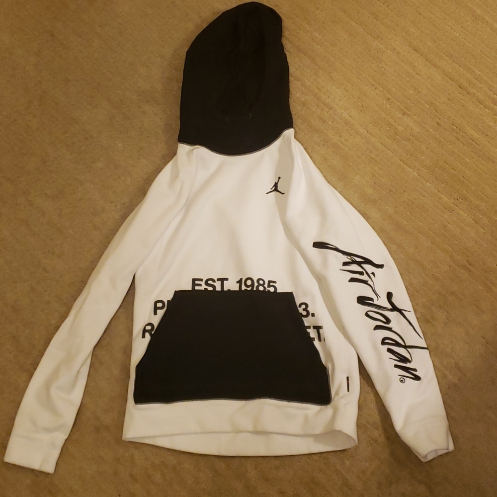 Air Jordan Est. 1985 Hoodie